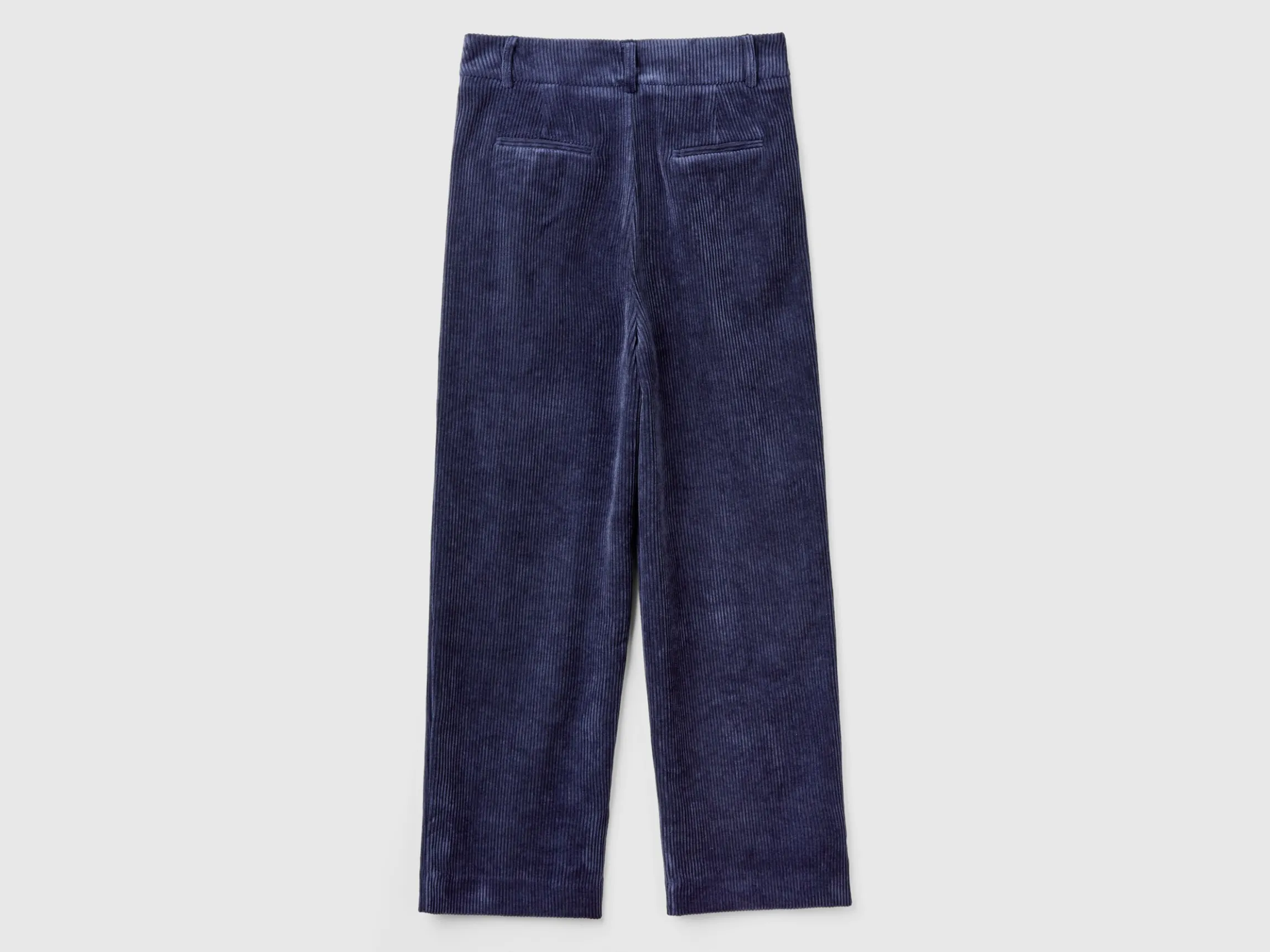 Trousers in corduroy