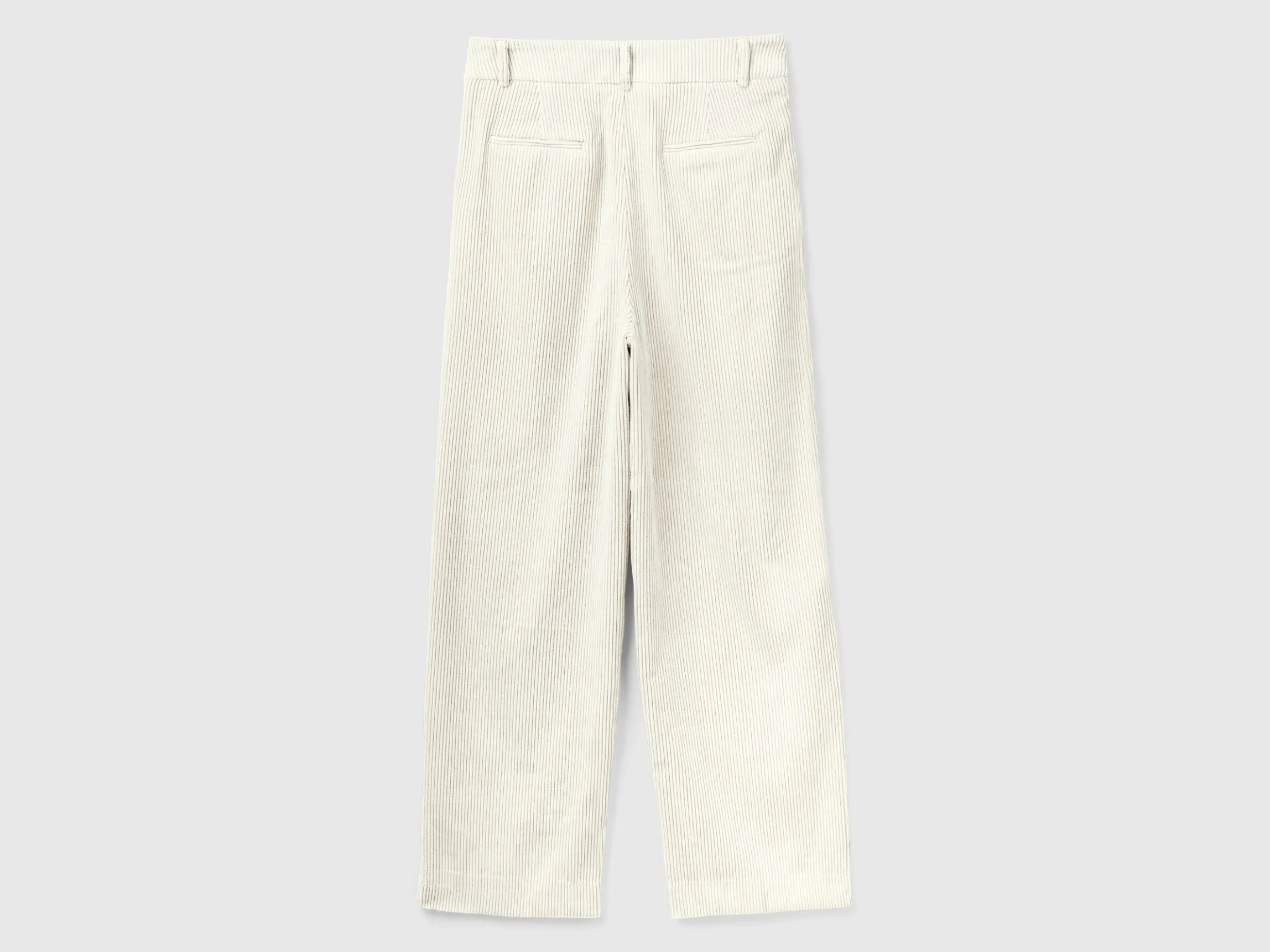 Trousers in corduroy