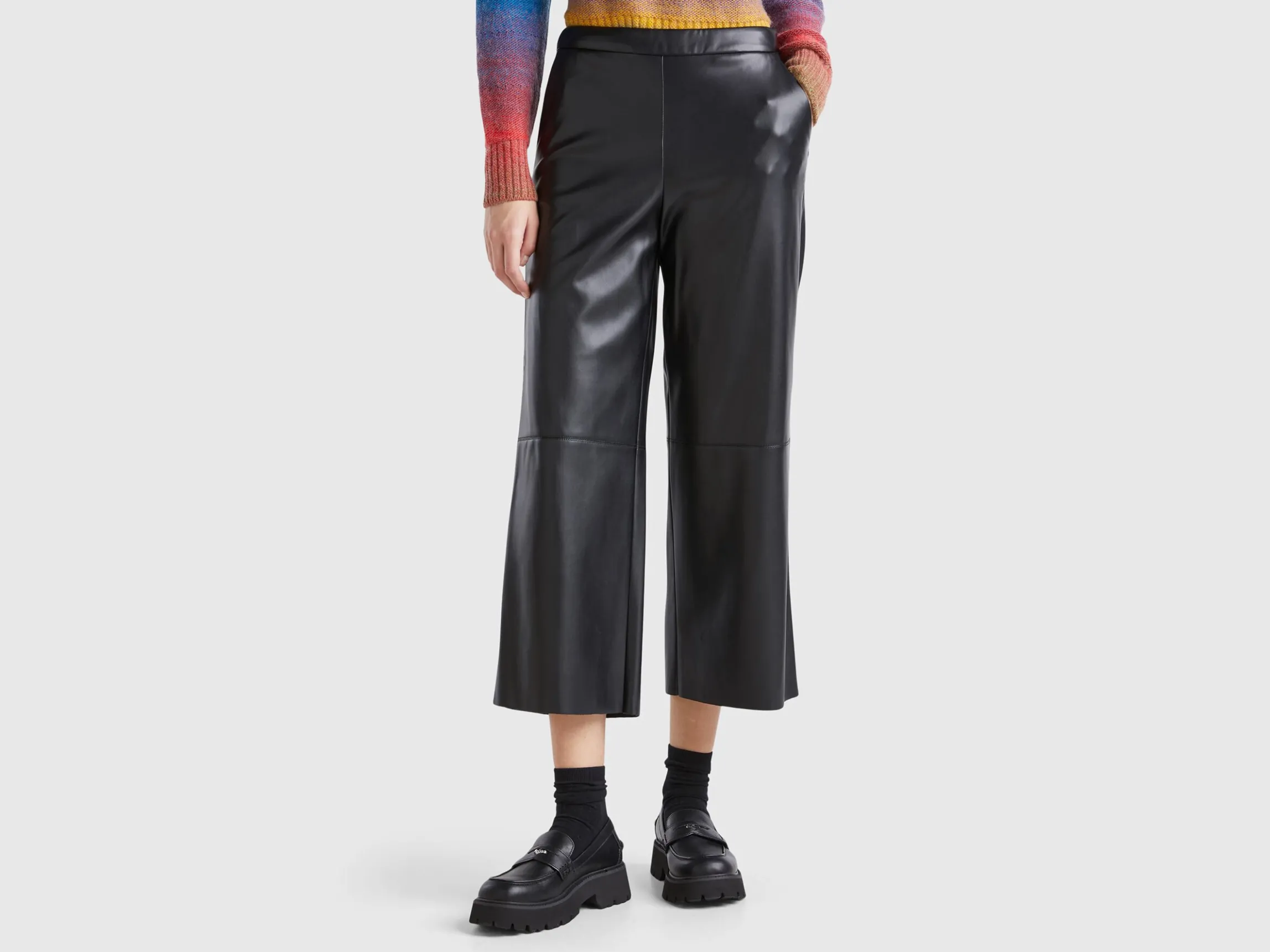 Trousers in imitation leather fabric