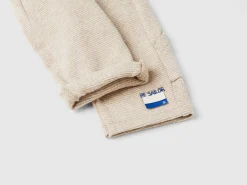 Trousers in recycled cotton blend
