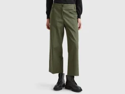Trousers in stretch cotton with straight leg