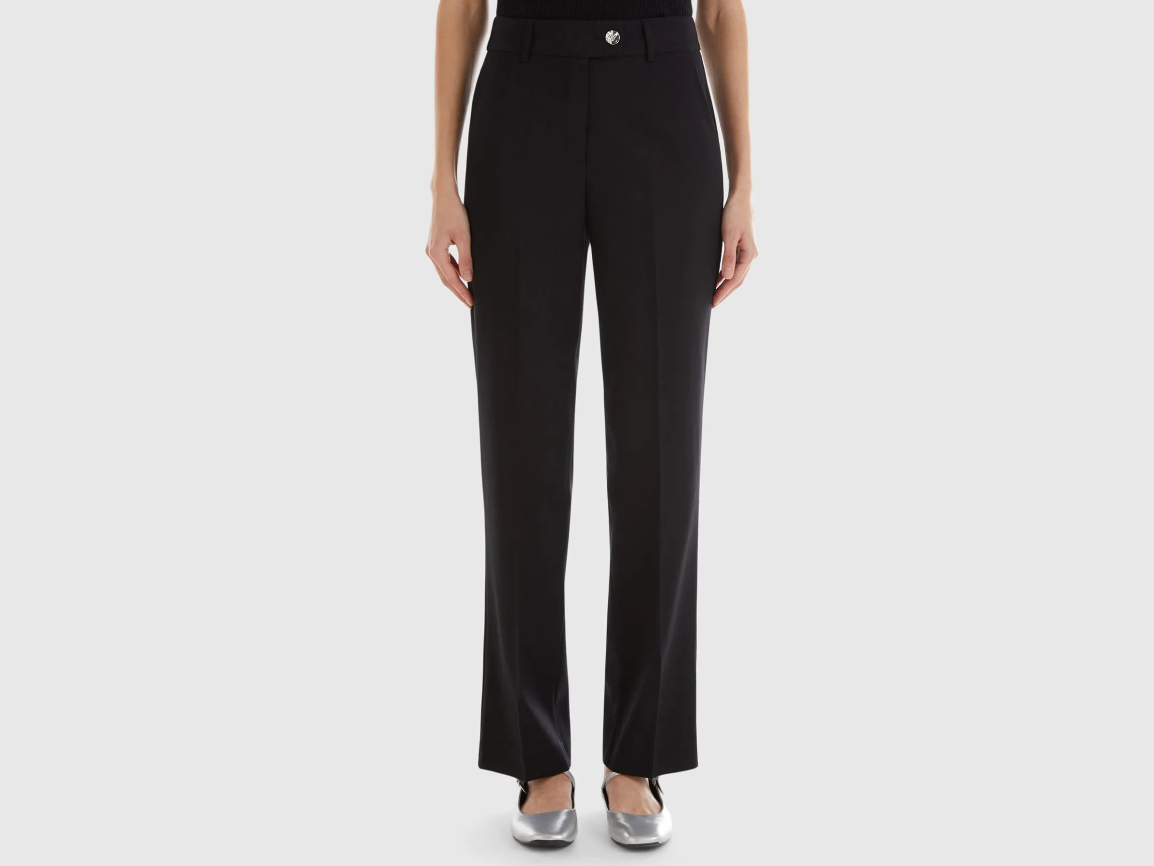 Trousers in wool and viscose blend
