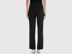 Trousers in wool and viscose blend