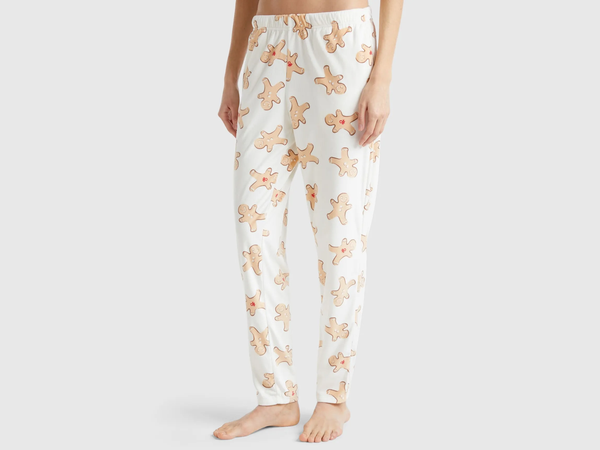 Trousers with biscuit print