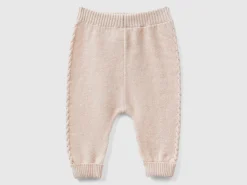 Trousers with cables in recycled wool blend
