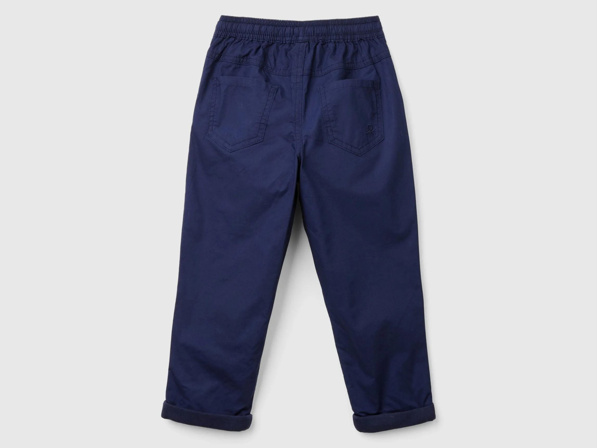 Trousers with drawstring