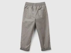 Trousers with drawstring