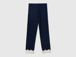 Trousers with lace details