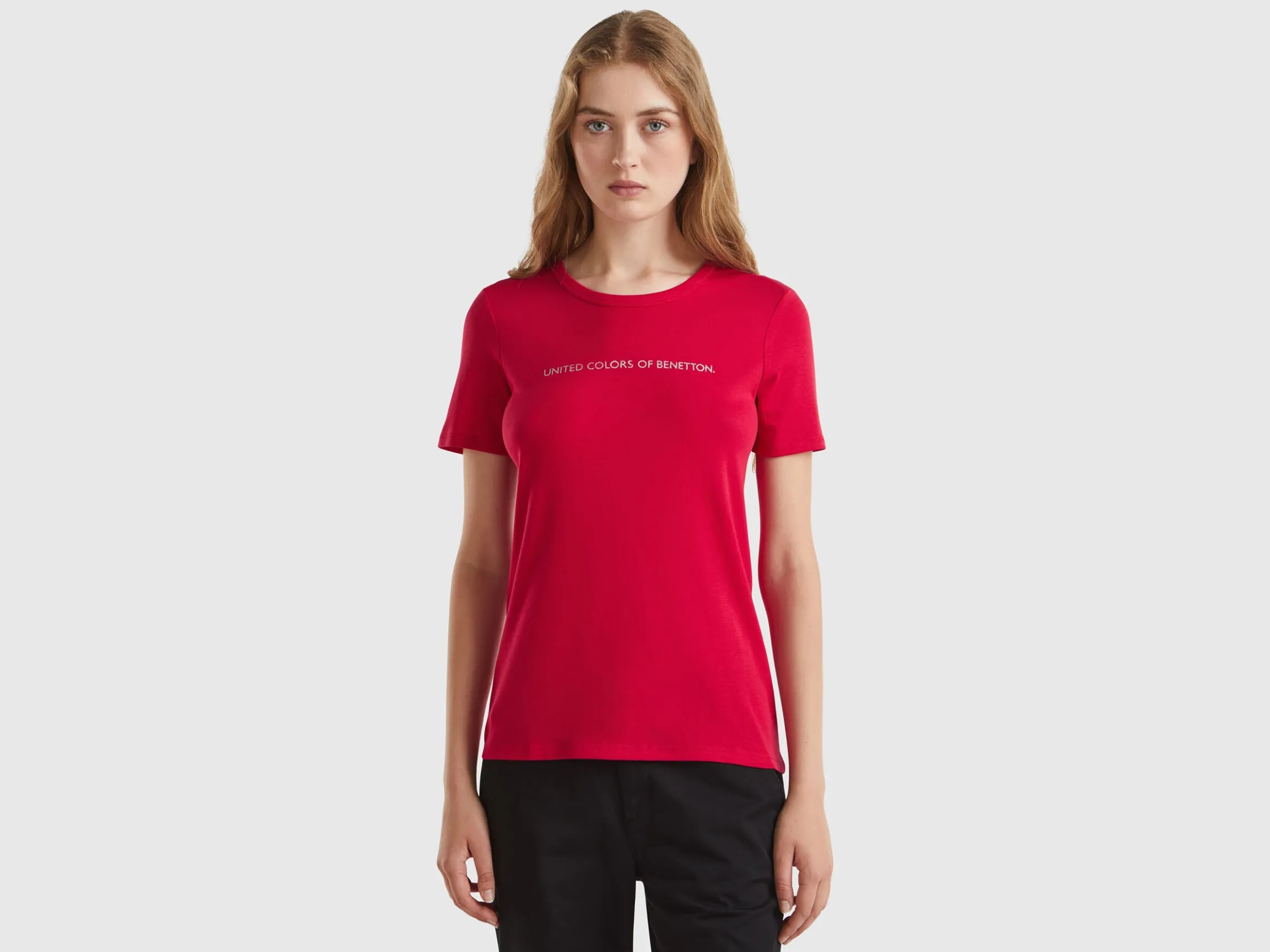 T-shirt in 100% cotton with glitter print logo