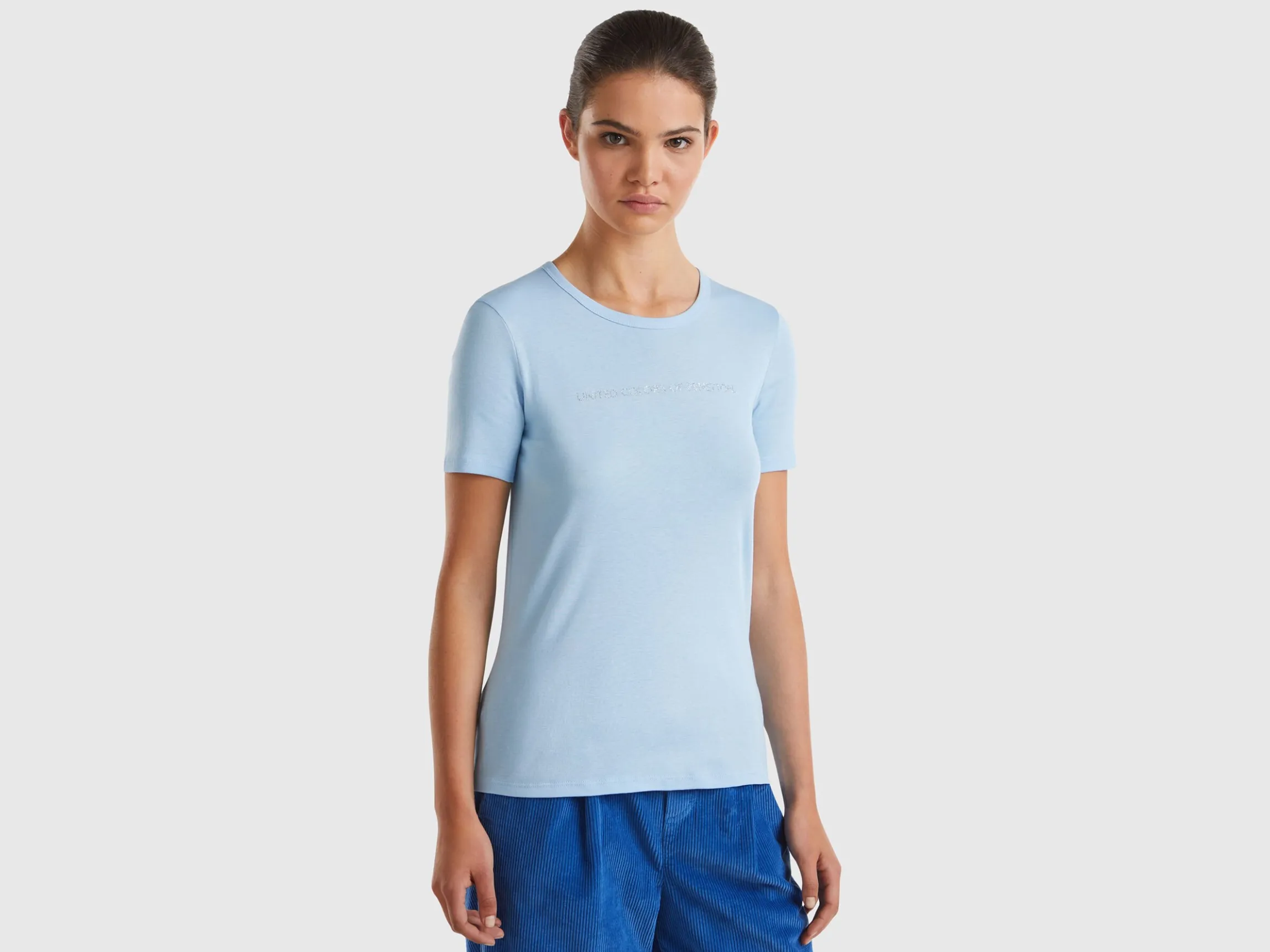 T-shirt in 100% cotton with glitter print logo