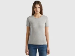 T-shirt in 100% cotton with glitter print logo