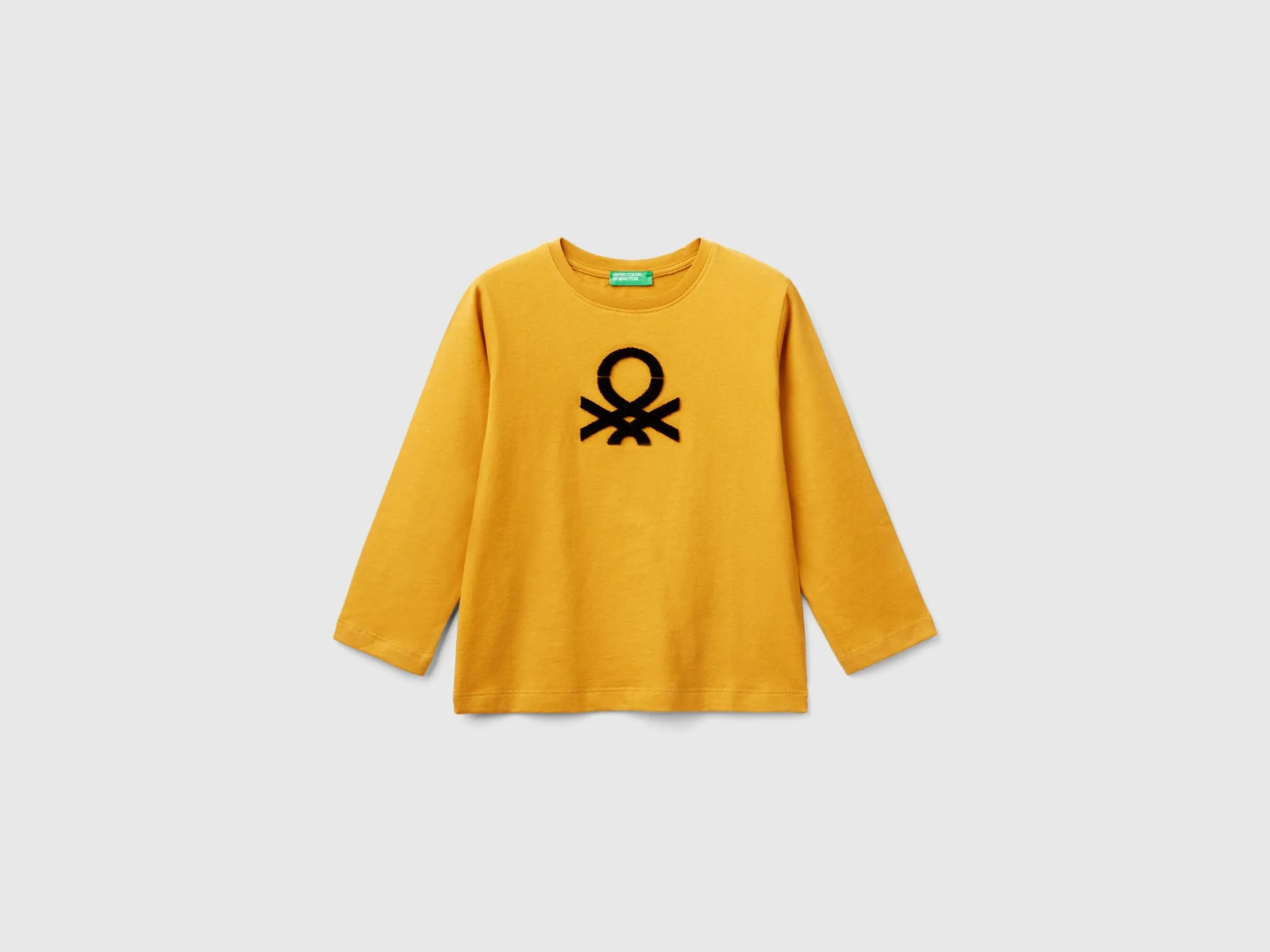 T-shirt in organic cotton with embroidered logo