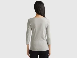 T-shirt with boat neck in 100% cotton