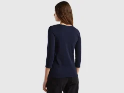 T-shirt with boat neck in 100% cotton