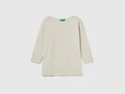 T-shirt with boat neck in 100% cotton
