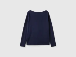T-shirt with boat neck in 100% cotton