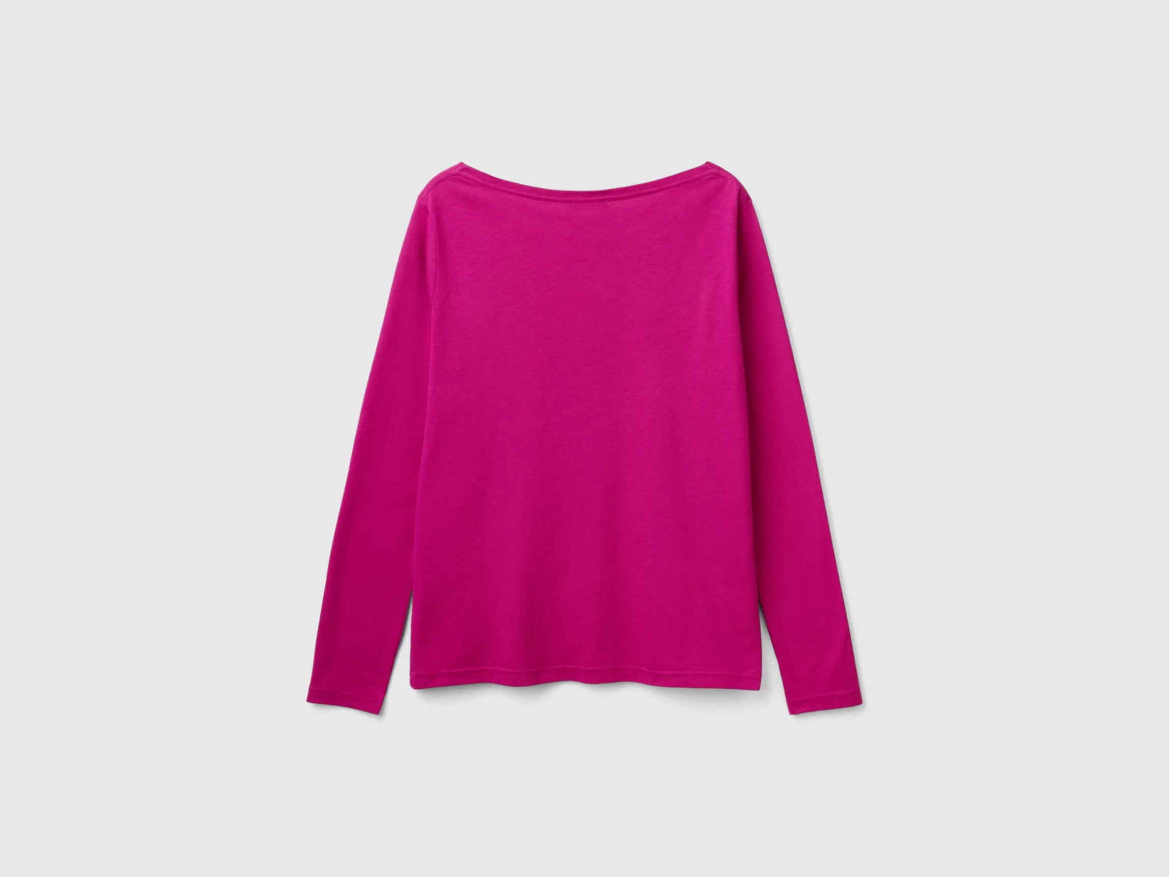 T-shirt with boat neck in 100% cotton