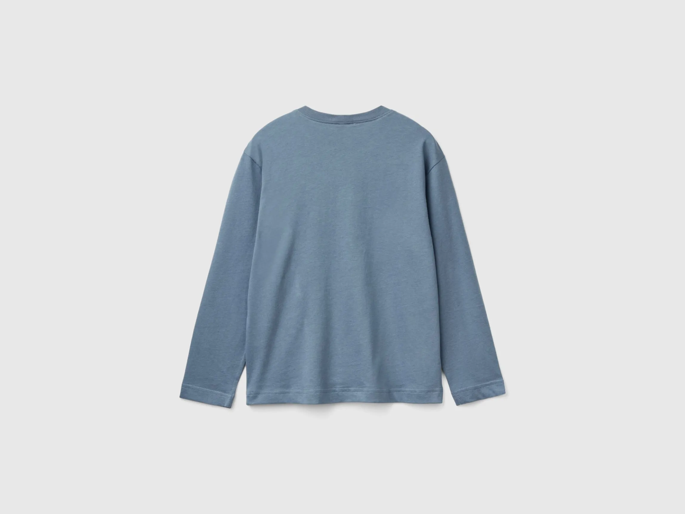 T-shirt with embroidered logo