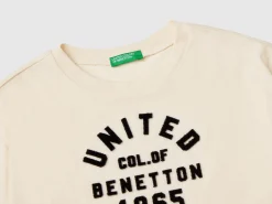 T-shirt with embroidered logo
