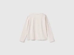 T-shirt with glittery print