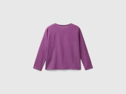 T-shirt with glittery print