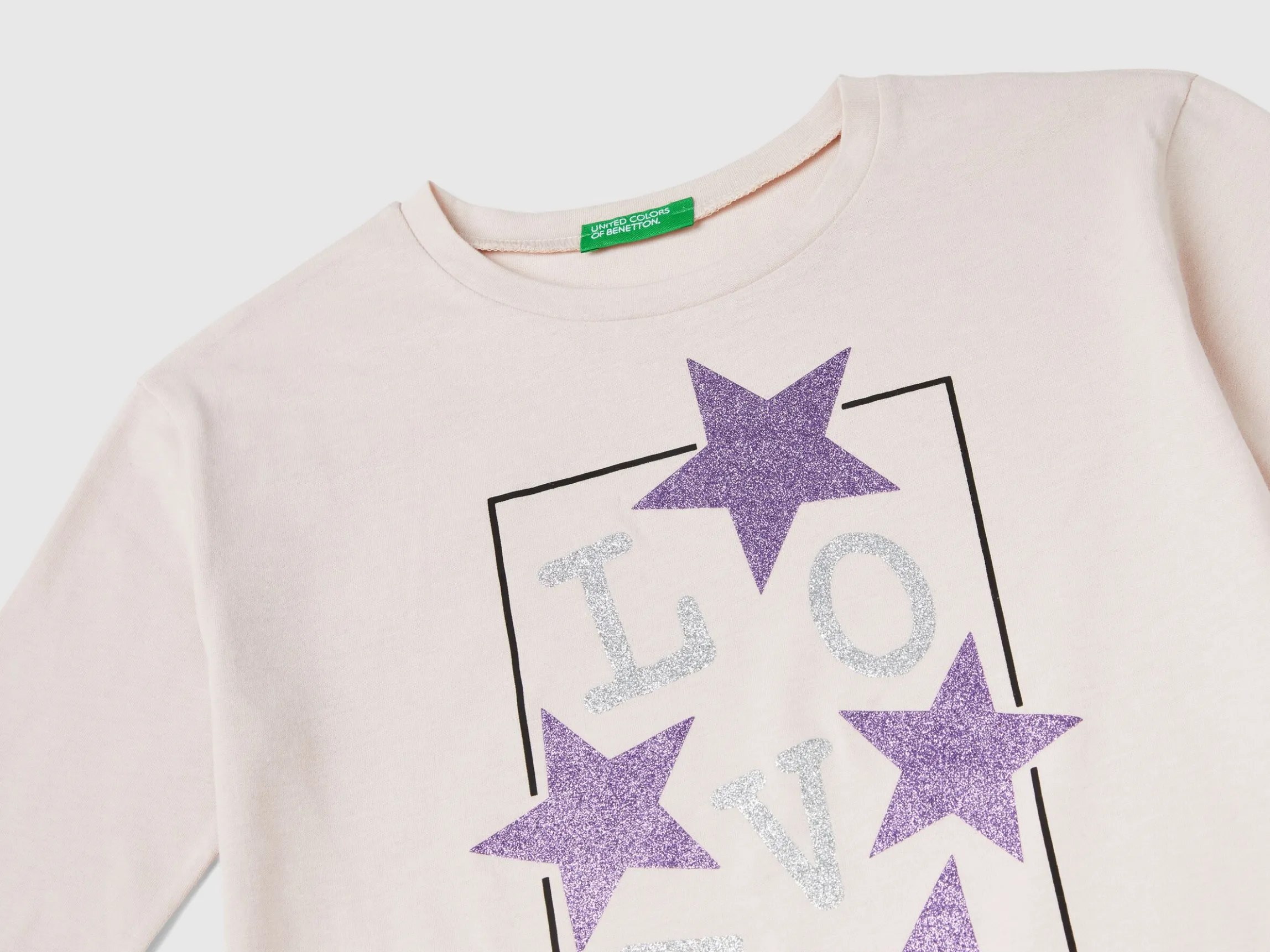 T-shirt with glittery print