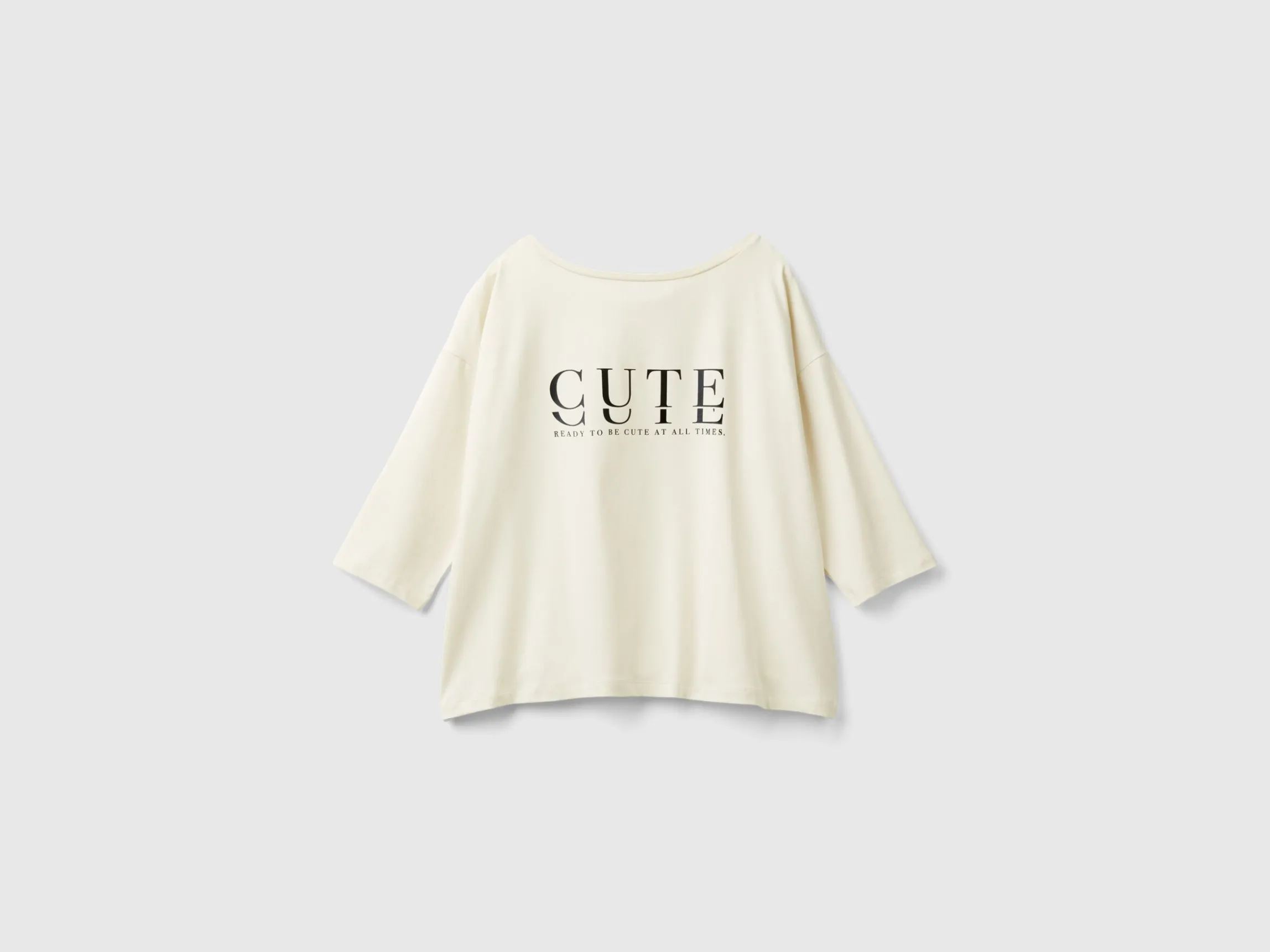 T-shirt with glossy print
