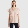 T-shirt with kimono sleeves