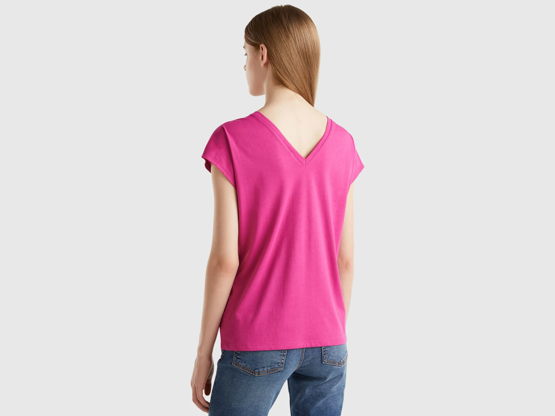 T-shirt with kimono sleeves