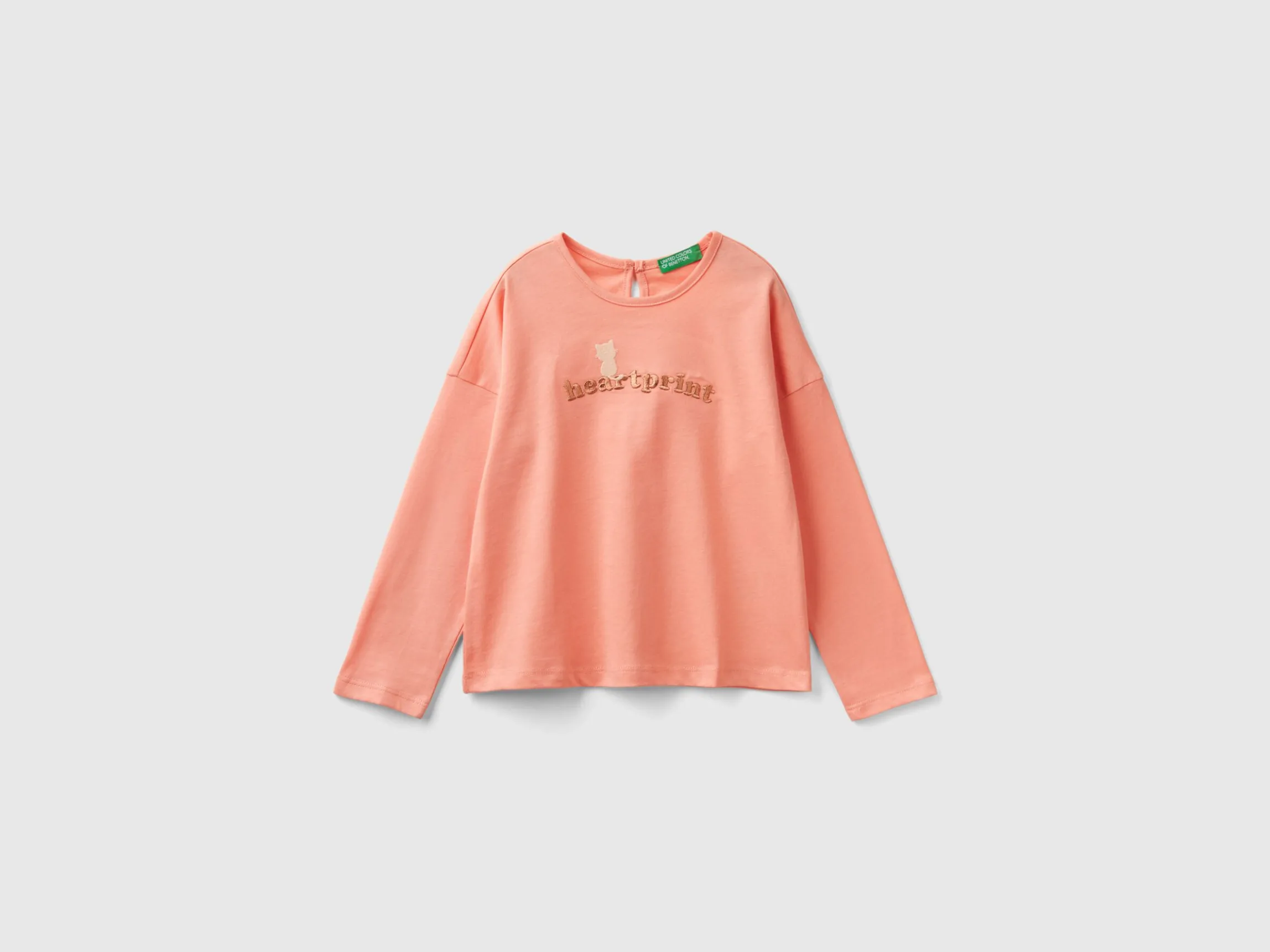 T-shirt with kitten print