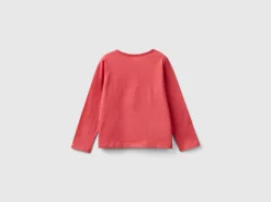 T-shirt with petal effect applique