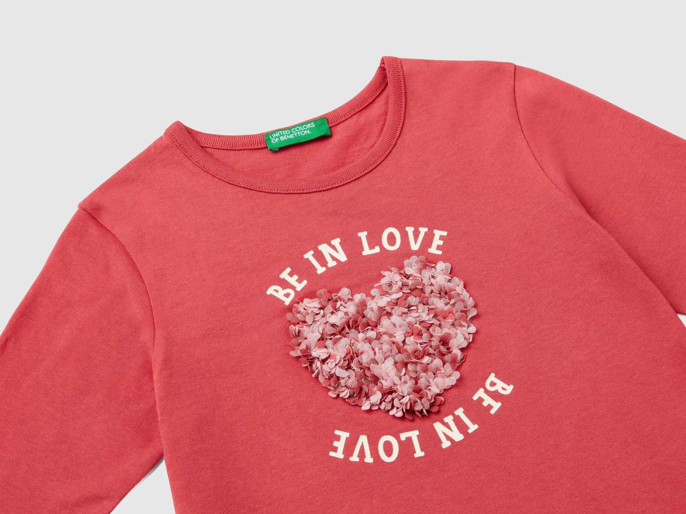 T-shirt with petal effect applique