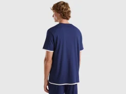 T-shirt with pocket