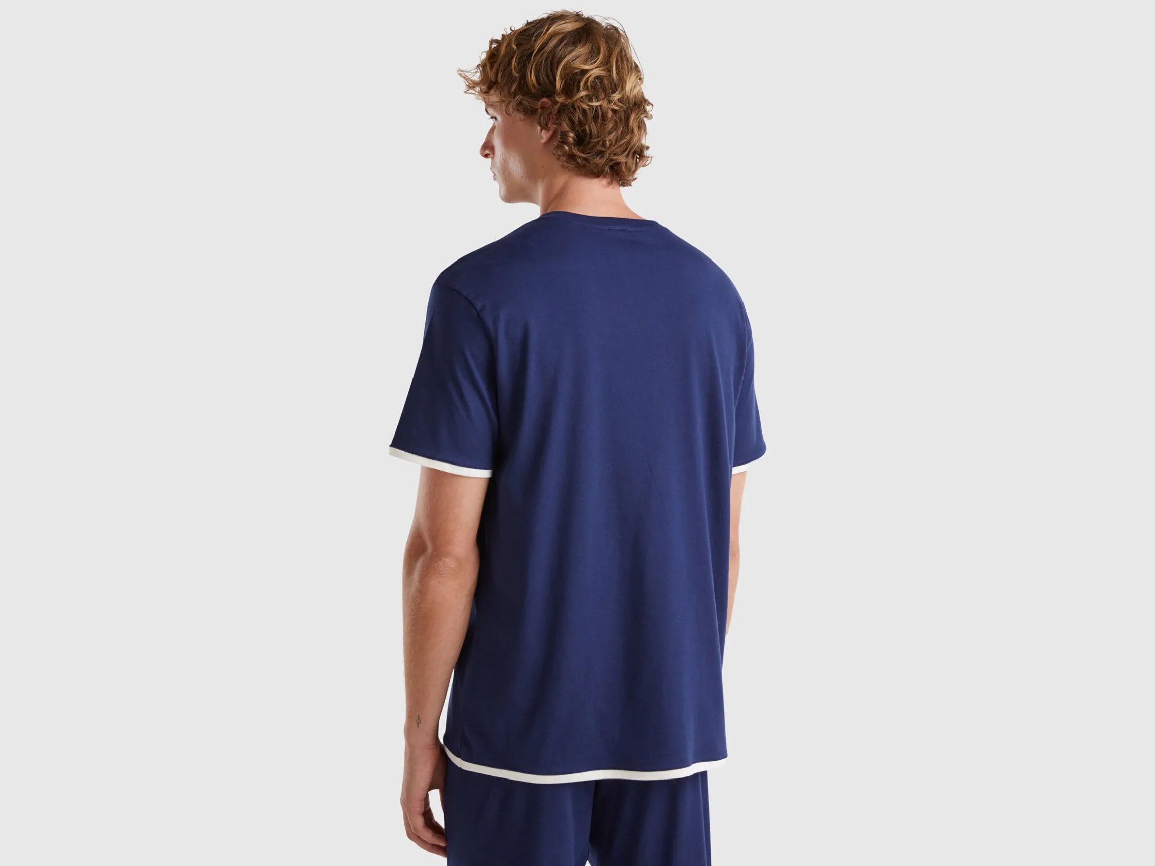 T-shirt with pocket