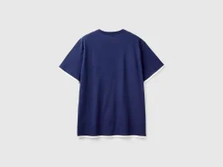 T-shirt with pocket