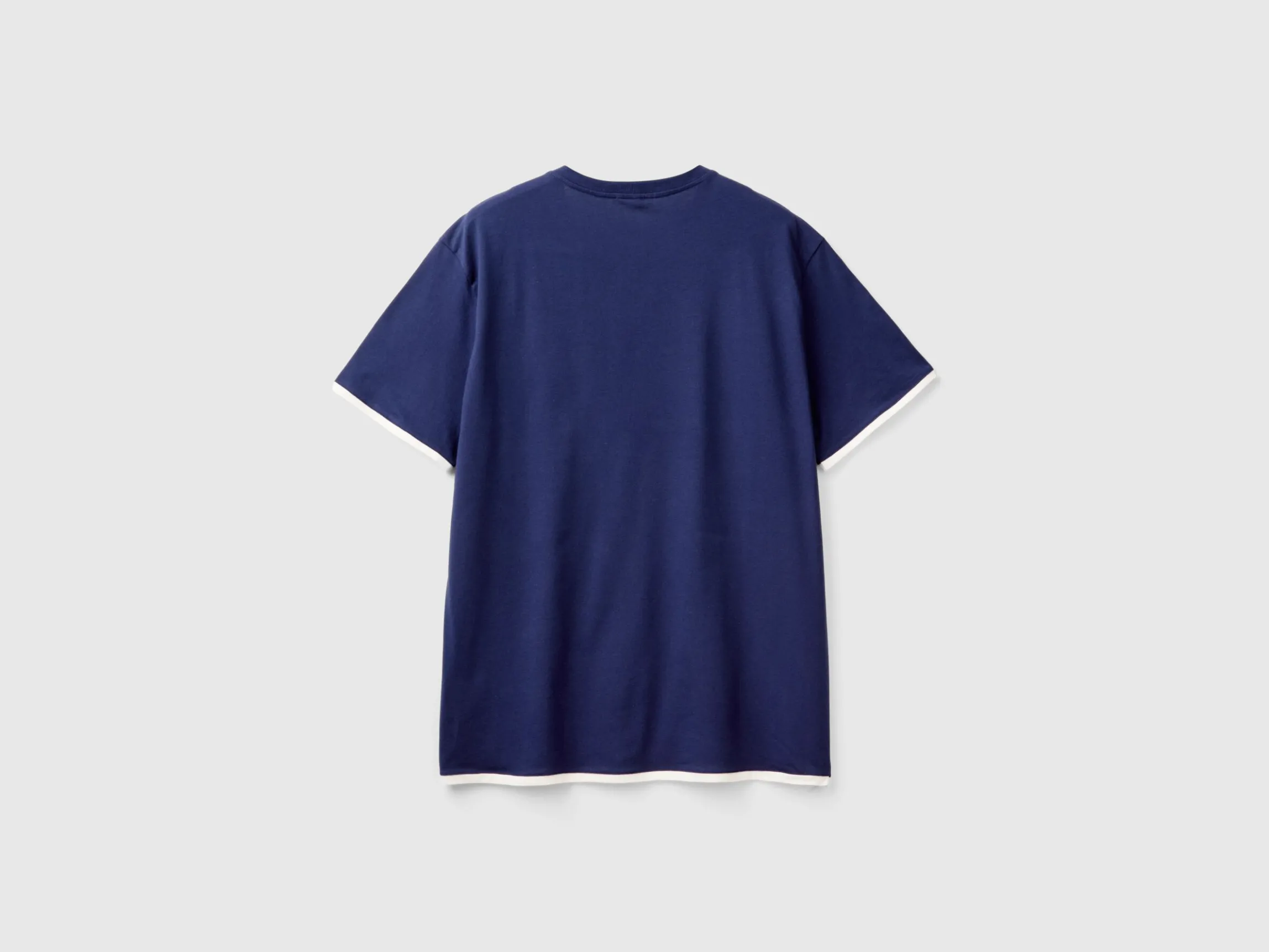 T-shirt with pocket