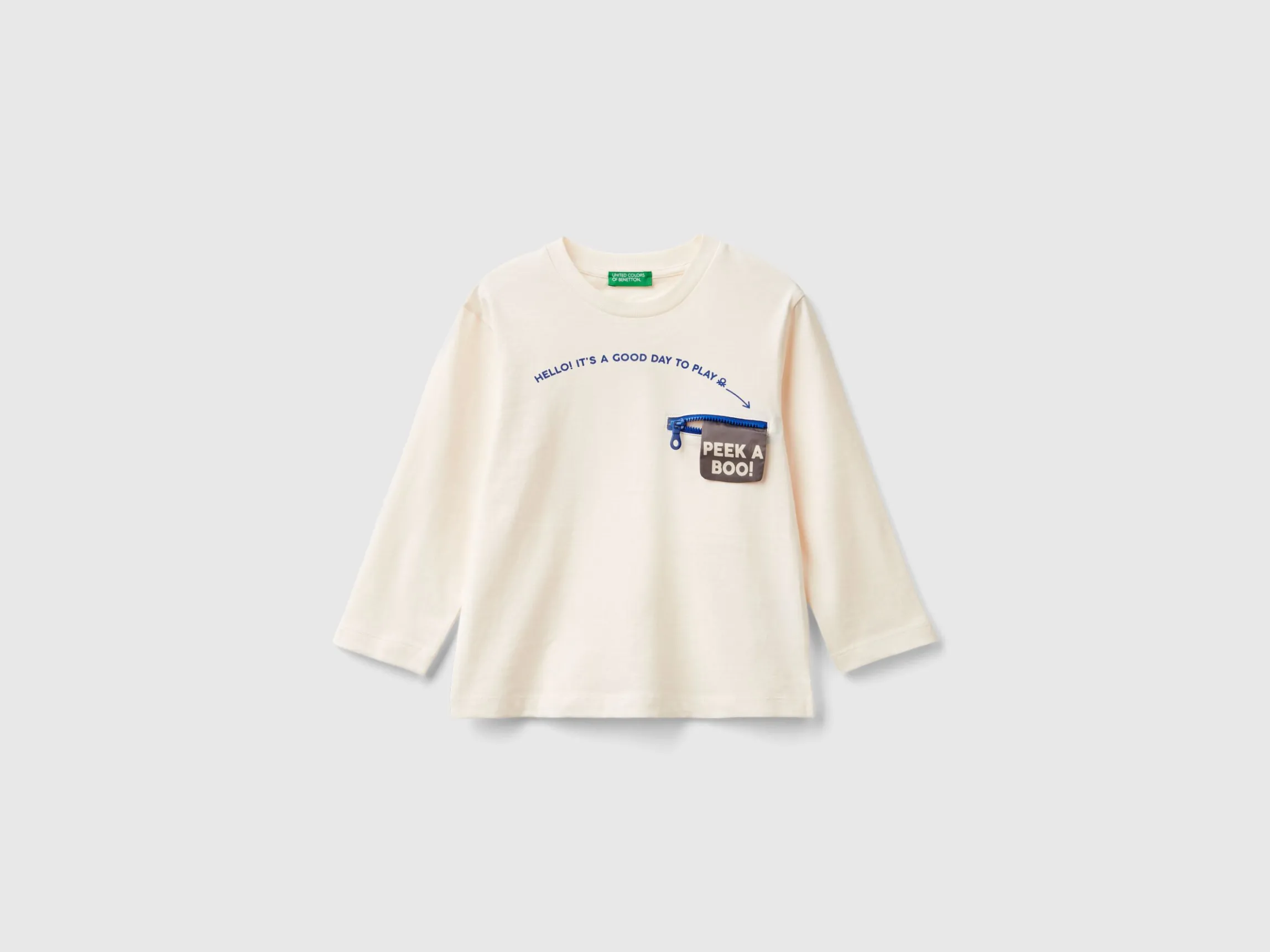 T-shirt with print and applique