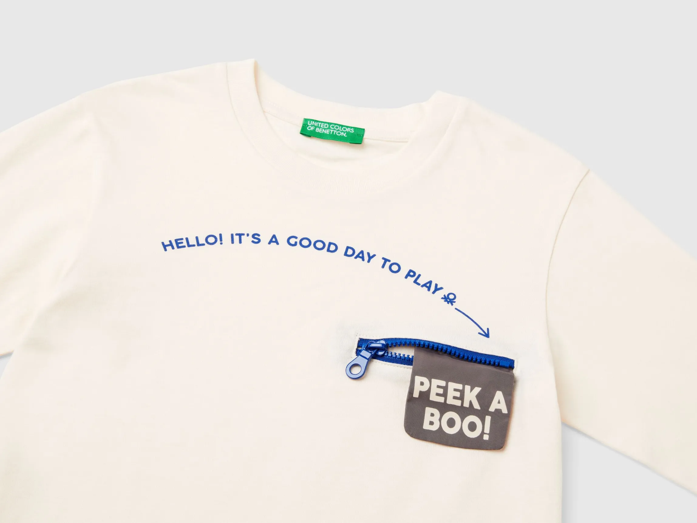 T-shirt with print and applique