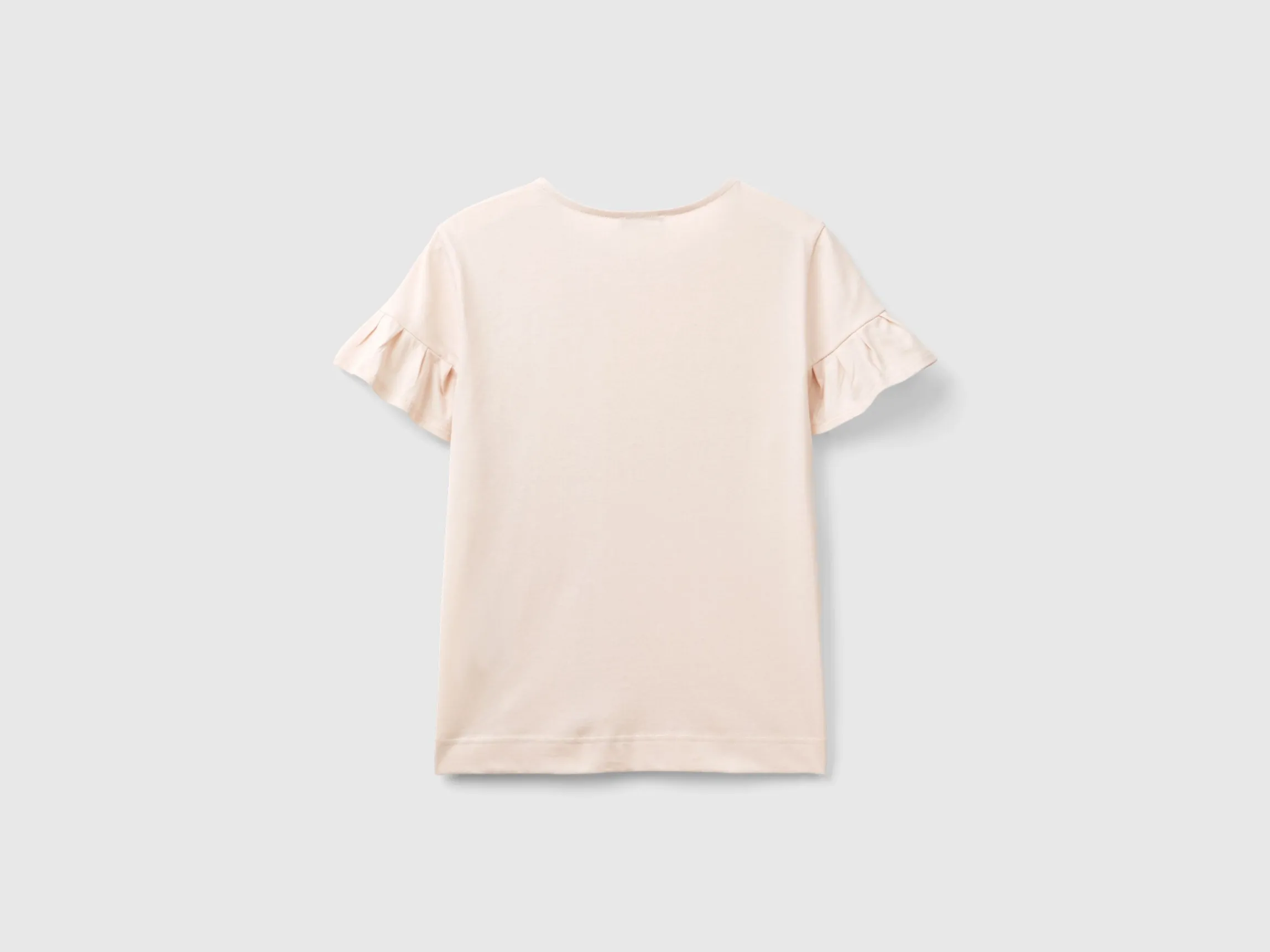 T-shirt with ruffled sleeves