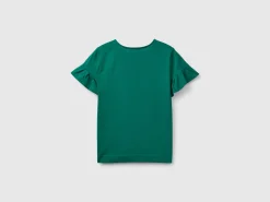 T-shirt with ruffled sleeves