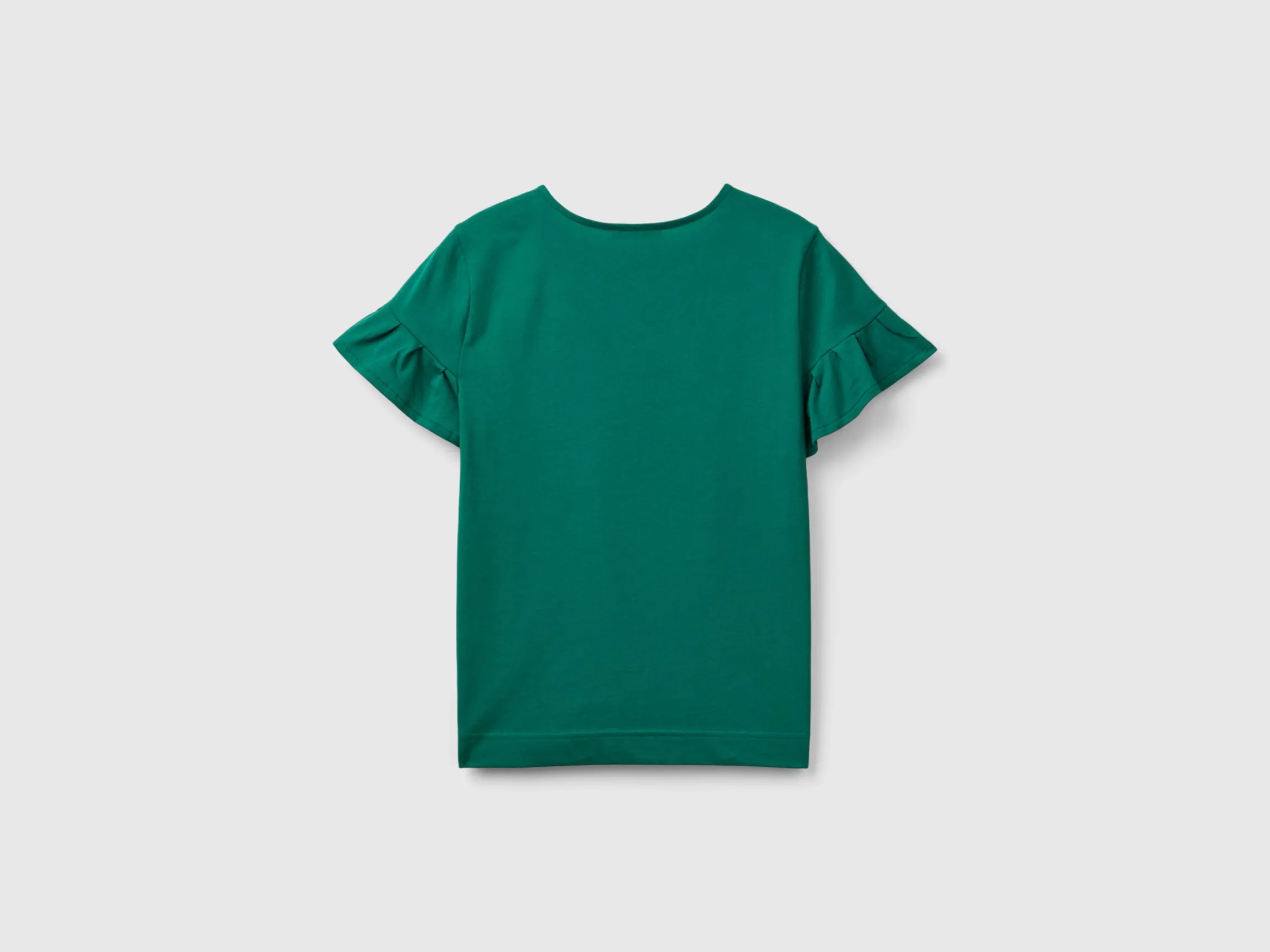 T-shirt with ruffled sleeves