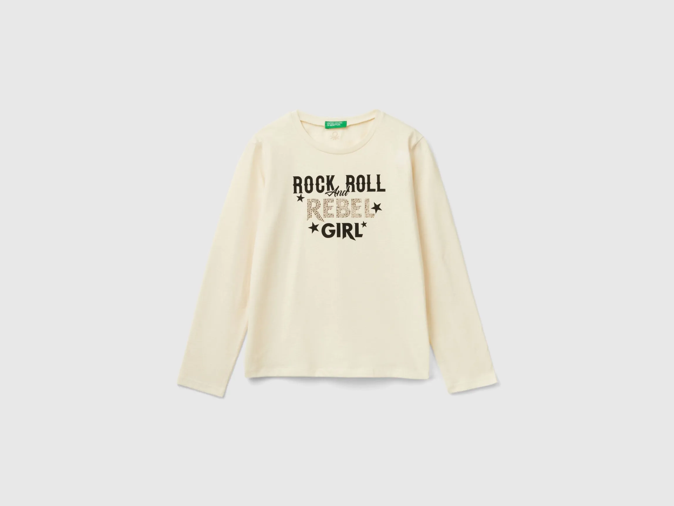 T-shirt with stud applique
