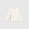 T-shirt with thick print