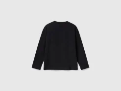 T-shirt with thick print