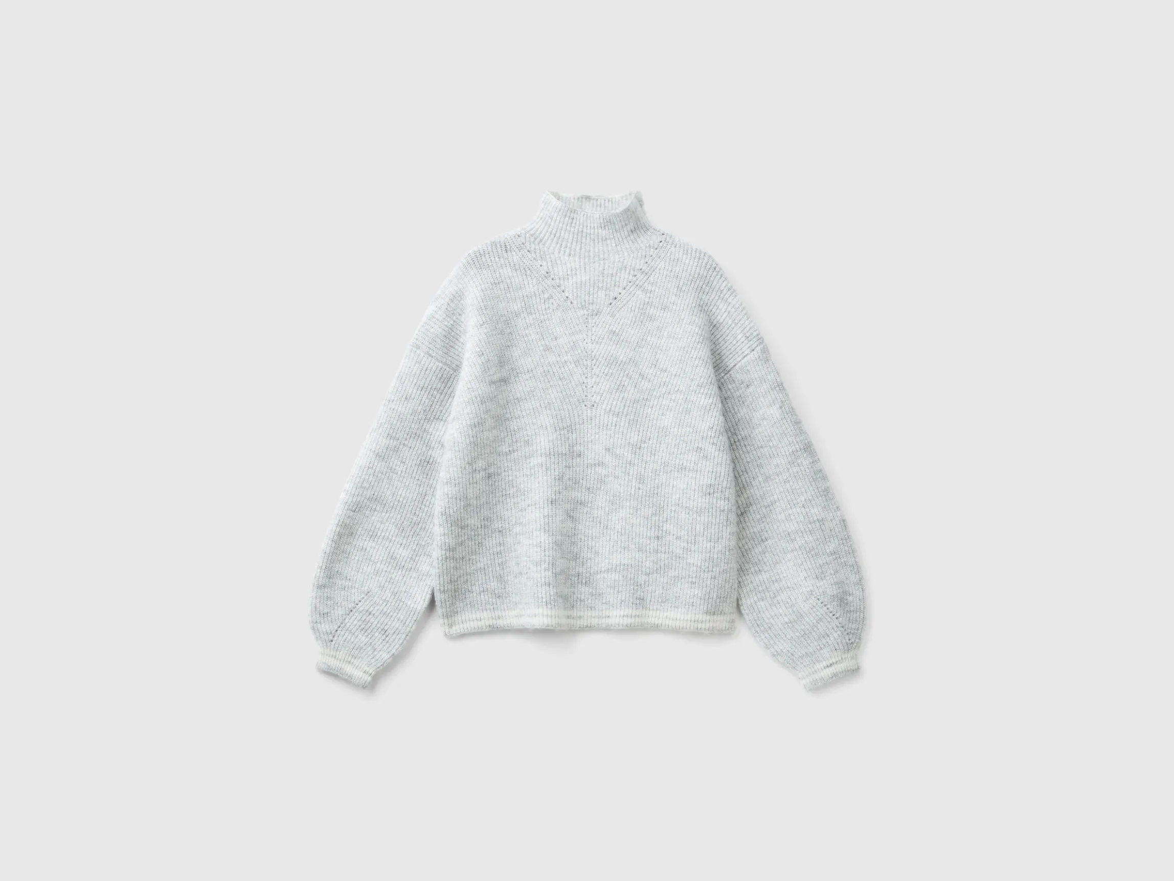 Turtle neck sweater in wool blend