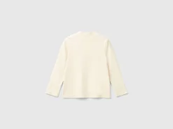 Turtle neck t-shirt with heart patch