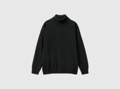 Turtleneck sweater in cashmere and wool blend