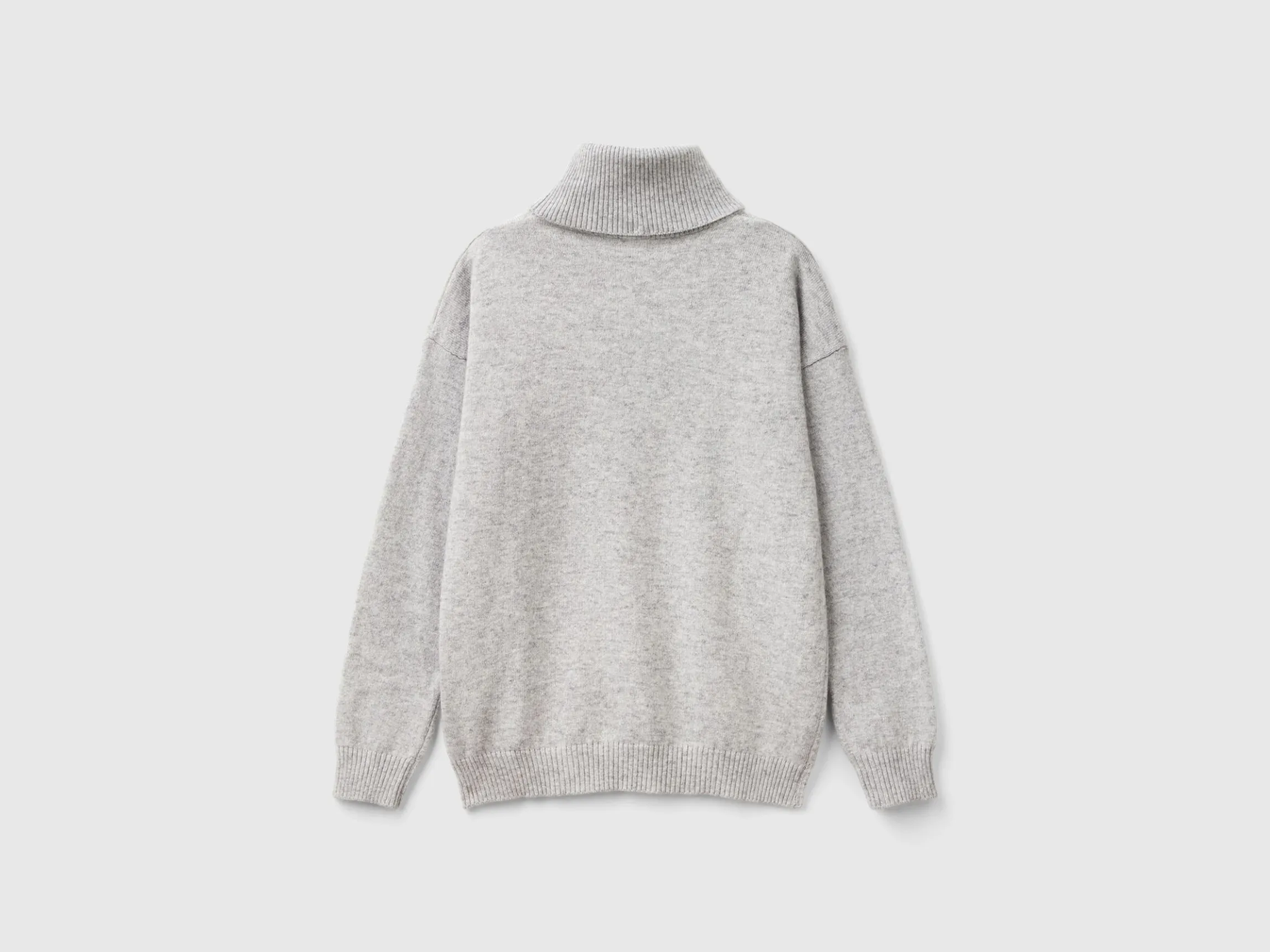 Turtleneck sweater in cashmere and wool blend