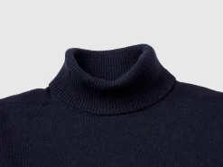 Turtleneck sweater in cashmere and wool blend