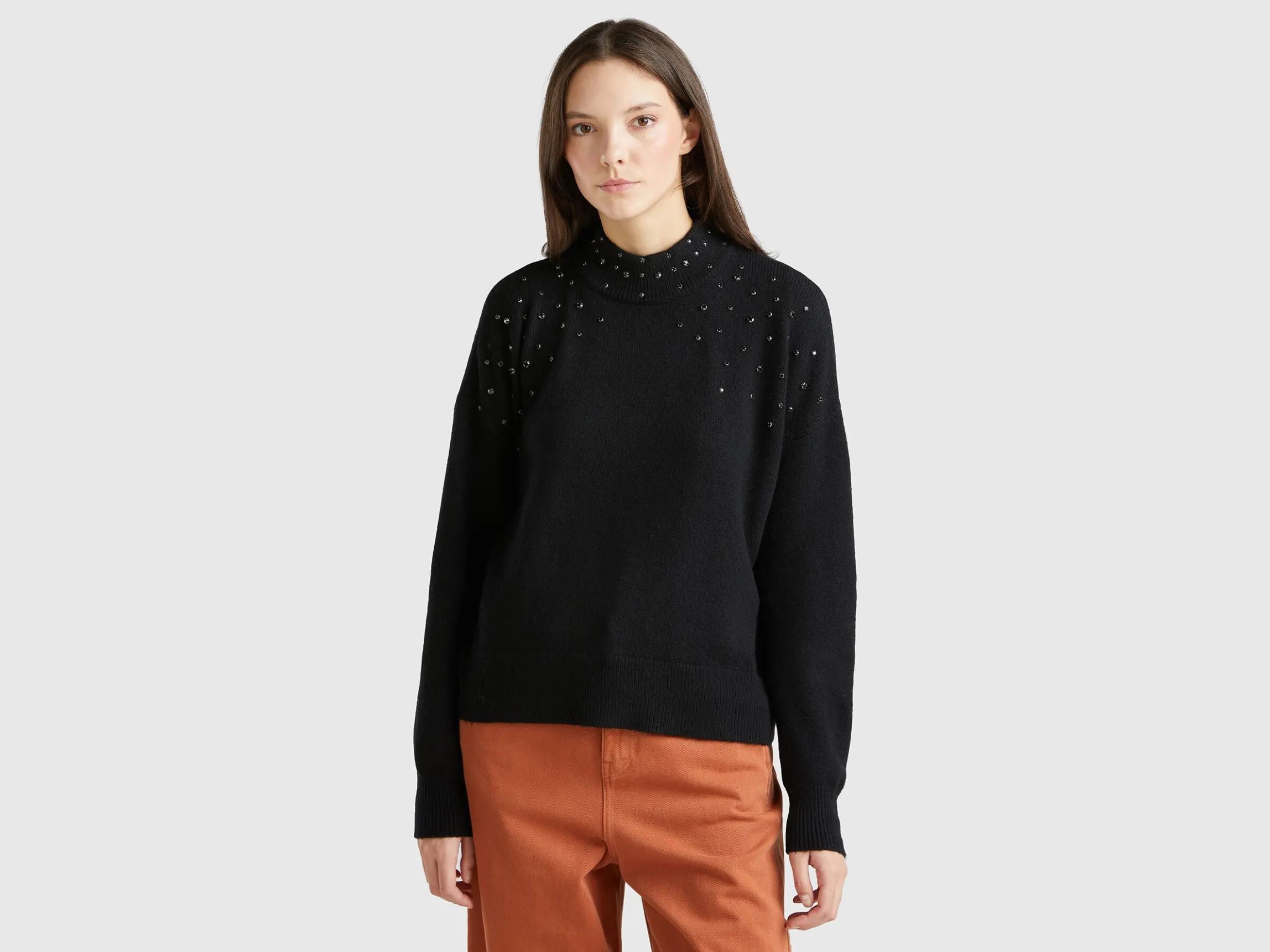 Turtleneck sweater with rhinestones